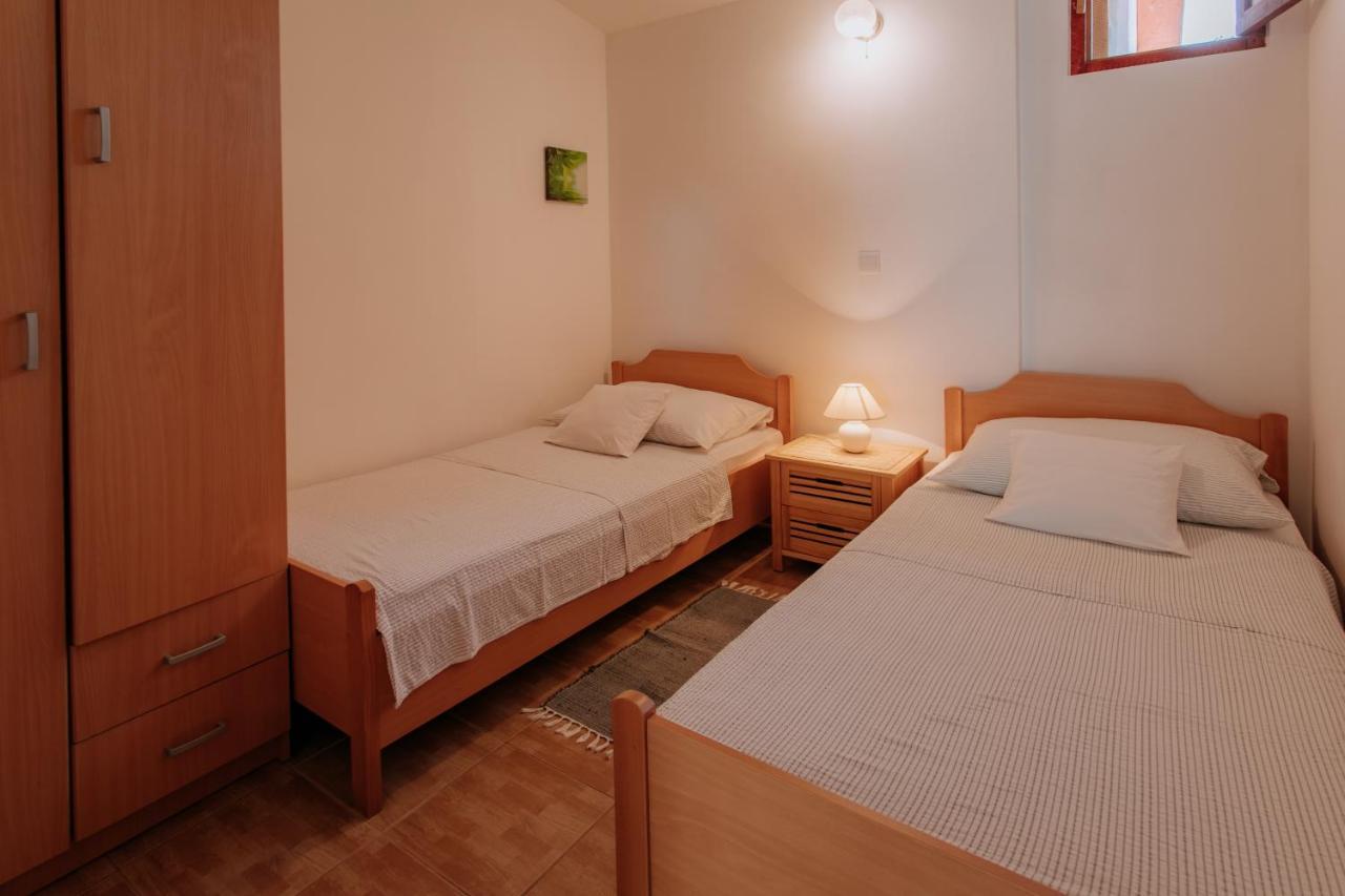 Apartmani Melem Stari Grad  Buitenkant foto