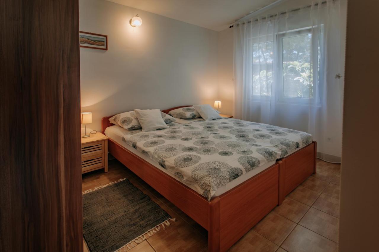 Apartmani Melem Stari Grad  Buitenkant foto